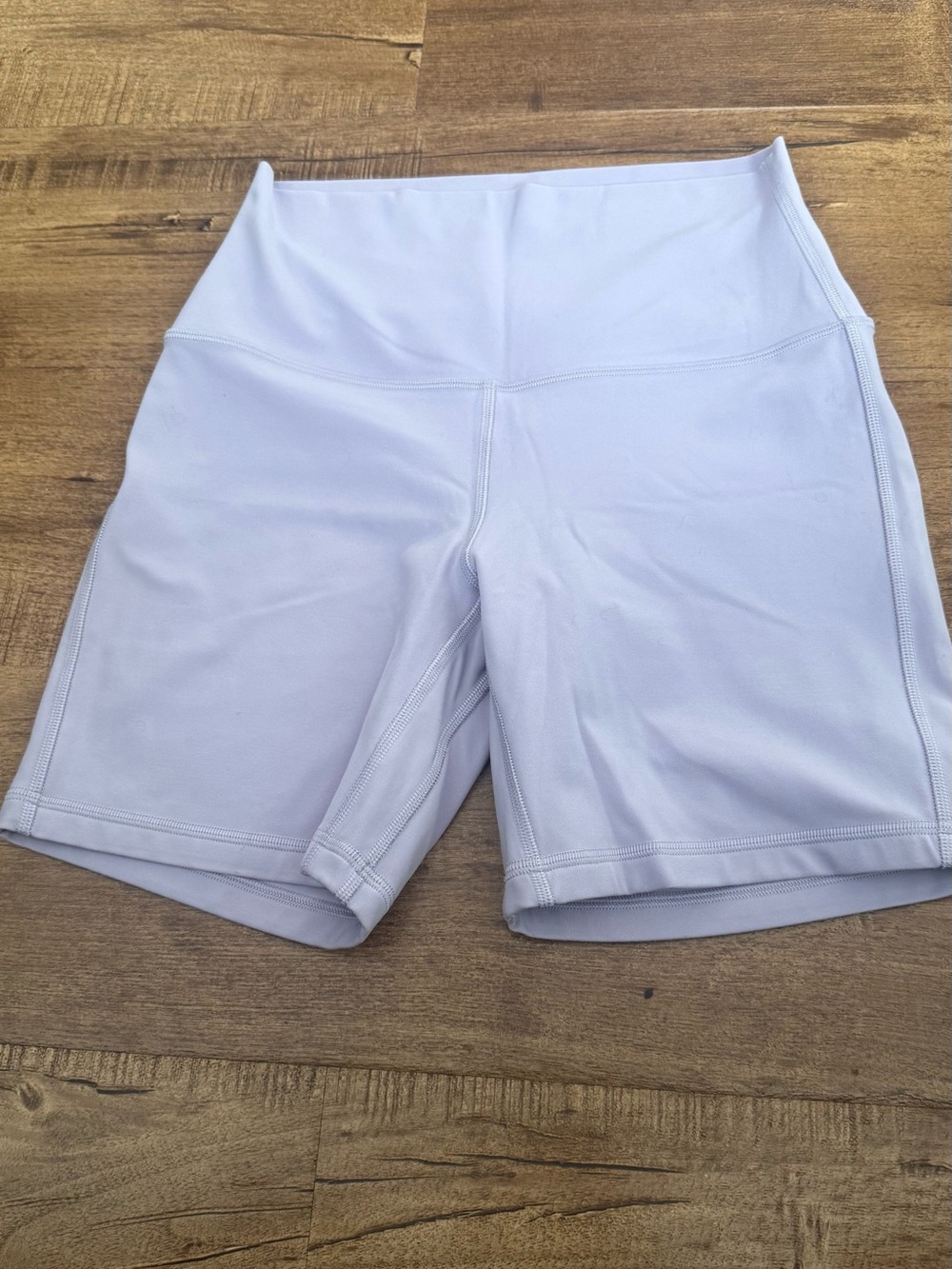 Lululemon Soft Lavender Align High-Rise Short 6" - Picture 2 of 6